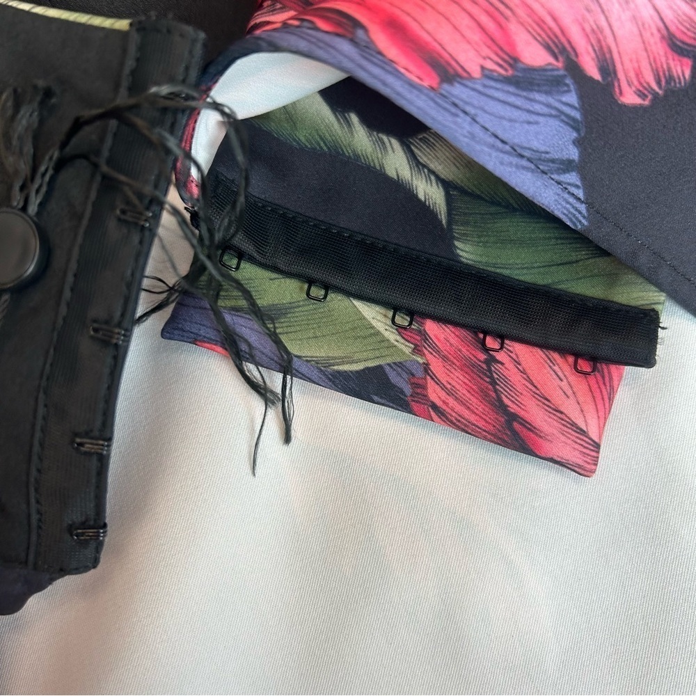 CAMEO black floral flower tropical strapless “Rather Be Bustier” in Night Lily S - Picture 8 of 11